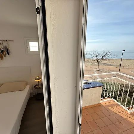 公寓 Agi Residencial 罗萨斯