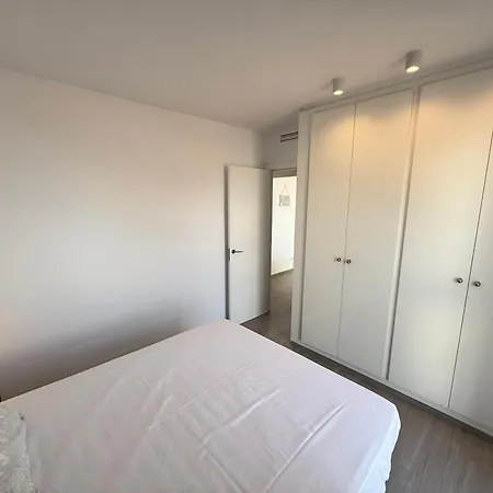 Agi Residencial * 罗萨斯