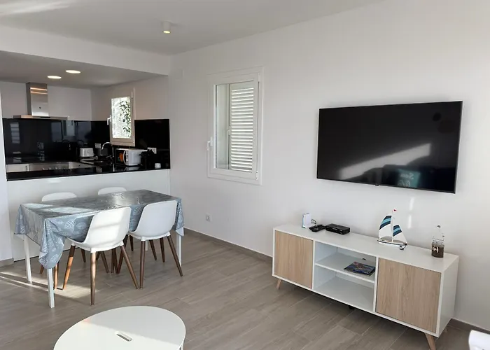 Agi Residencial Apartmán Roses