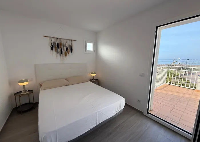 Agi Residencial * Roses