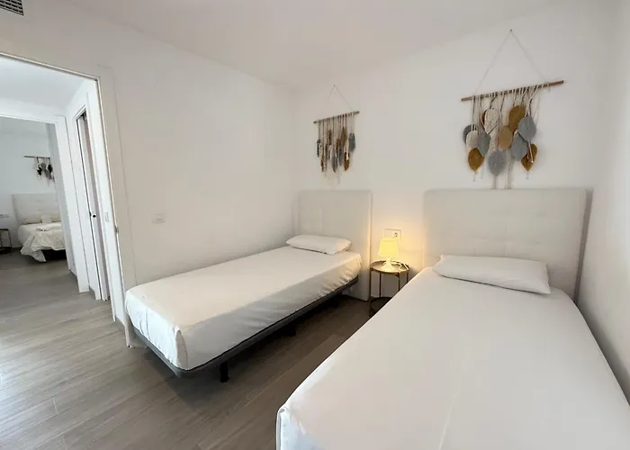 Agi Residencial * Roses