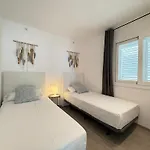 Agi Residencial Apartment Roses